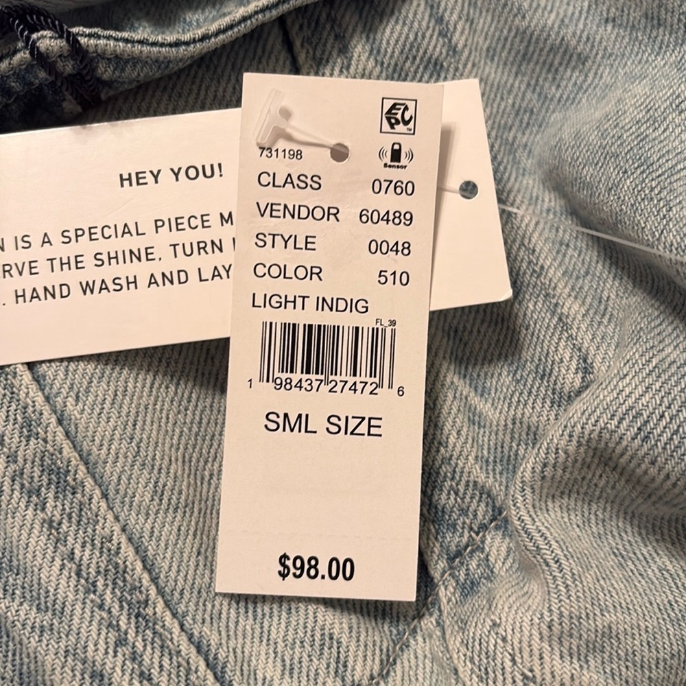 NWT PacSun Selena Gomez Rare DNM Edit Studded Cropped Denim Trucker Jacket XS - Picture 12 of 14